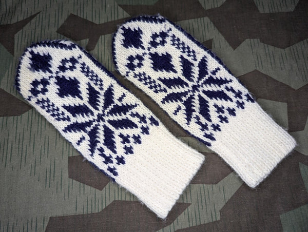 White and Blue Snowflake Mittens