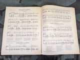 Neue Soldatenlieder Soldier's Song Book for Accordion