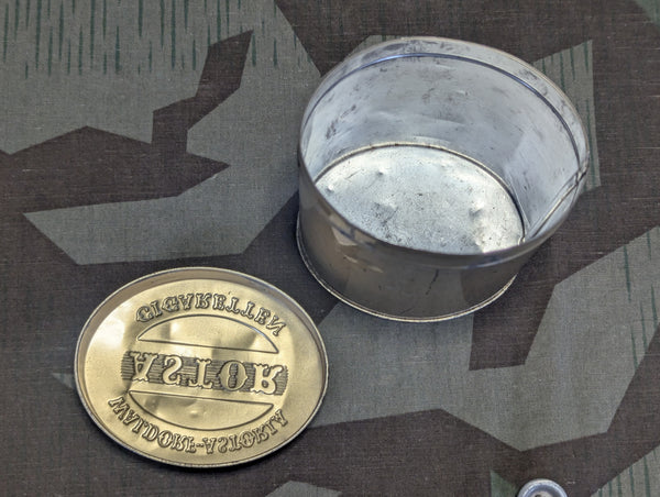 Oval Waldorf Astoria Cigarette Tin