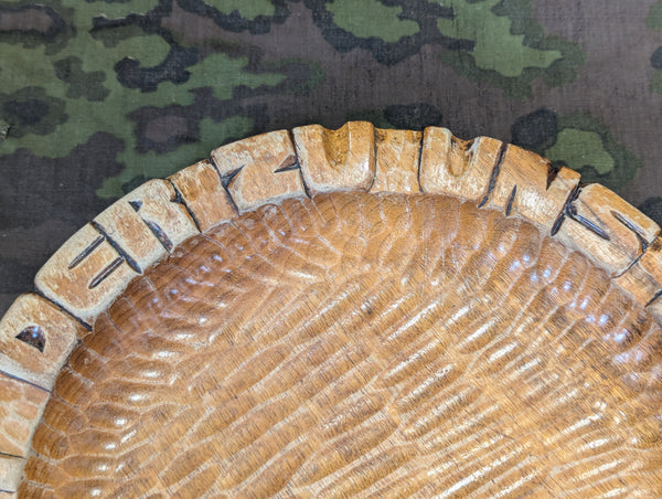 SS Wood Bread Plate Heil Dem Gast Der Zu Uns Kommt