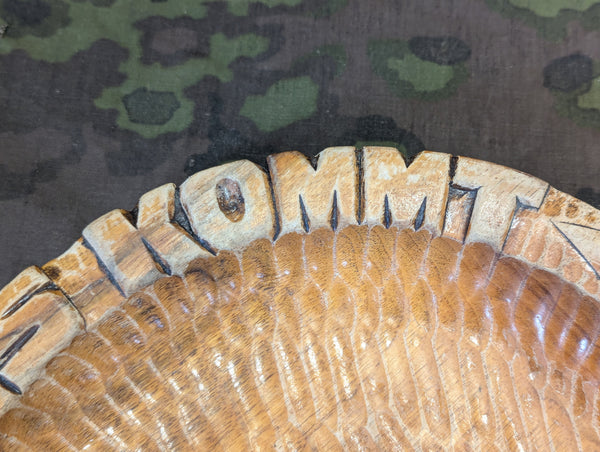 SS Wood Bread Plate Heil Dem Gast Der Zu Uns Kommt