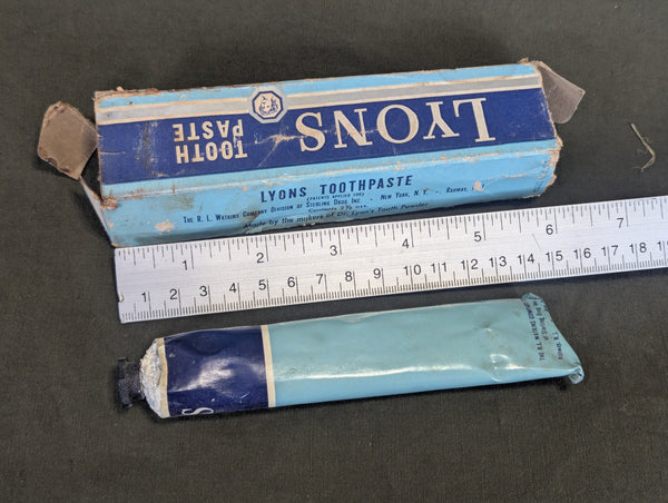 Lyons Toothpaste in Box (Full)