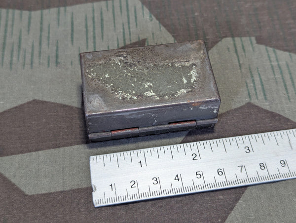 Wehrmacht Medical Needle Tin Nadeln