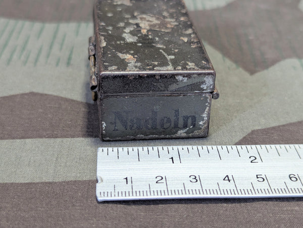 Wehrmacht Medical Needle Tin Nadeln