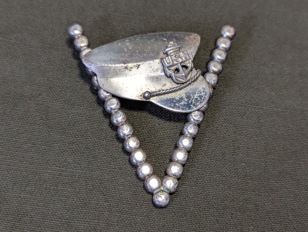 V for Victory with Navy Hat Sweetheart Pin