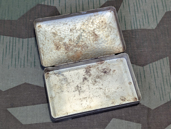 German Small Pebbled Lid Metal Case