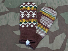 German Brown Patterned Mittens (Small)