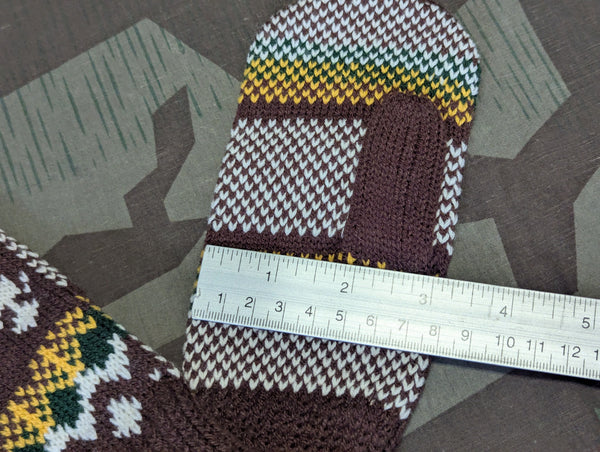 German Brown Patterned Mittens (Small)