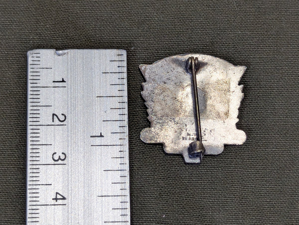 Telephone Serving for Victory Pin