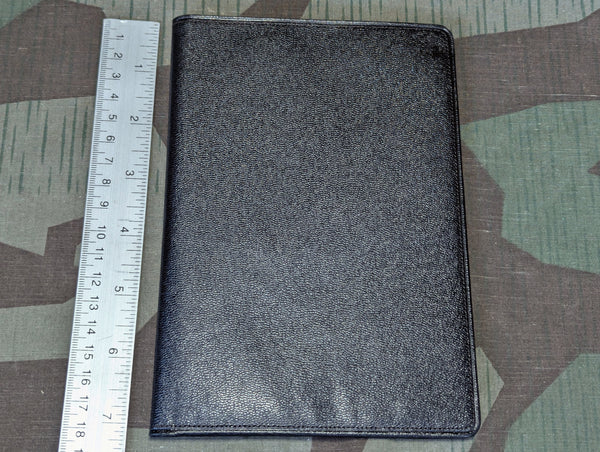 Deadstock Leather Wallet in Box Gebrüder Götz