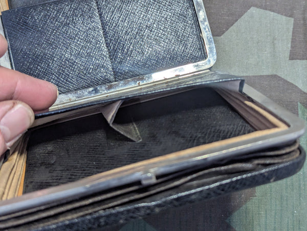 Leather Expandable Case for Cigarettes