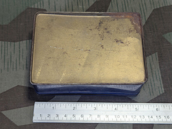 Period German Washing Kit Tin for Travel and Sport