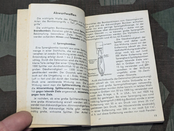 Kriegsflugzeuge Aircraft Identification Book Summer 1942