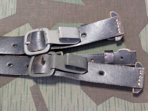 Unissued Tornister Shoulder Straps