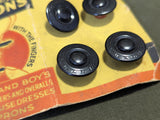 Full Card of Pilcher's Detachable Buttons 6 Buttons 5/8"