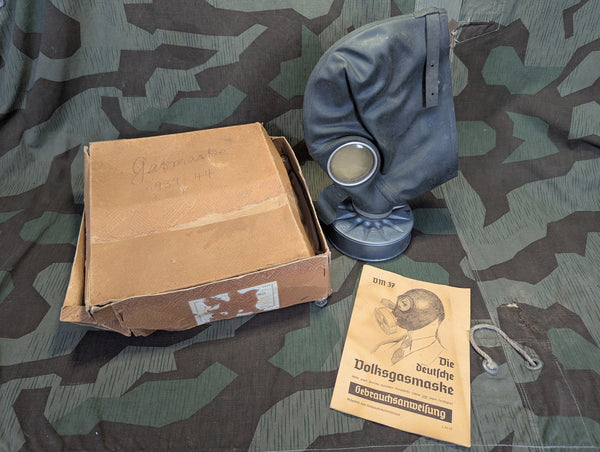 VM37 Volksgasmaske Luftschutz Gas Mask Hood Type in Box