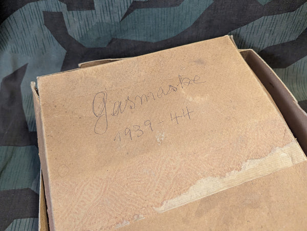 VM37 Volksgasmaske Luftschutz Gas Mask Hood Type in Box