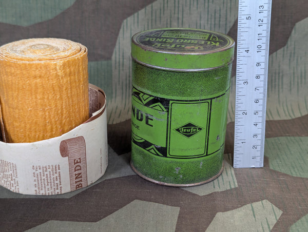 Klebro-Binde Adhesive Bandage in Tin