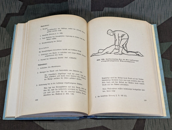 1939 DRK Erste Hilfe First Aid Book