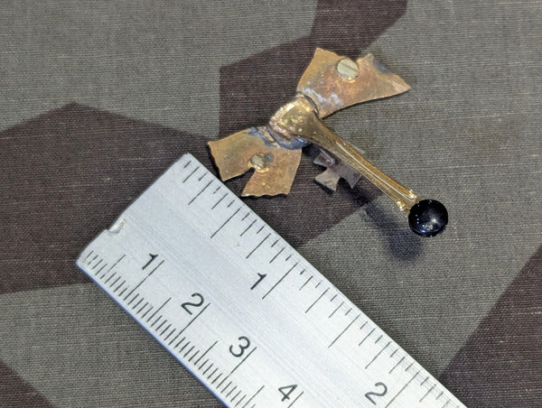 Iron Cross Buttonhole Device