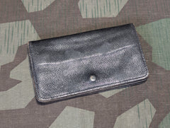 Small Wallet with Coin Purse Center