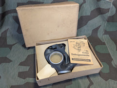 VM40 Volksgasmaske Luftschutz Women's Gas Mask in Box