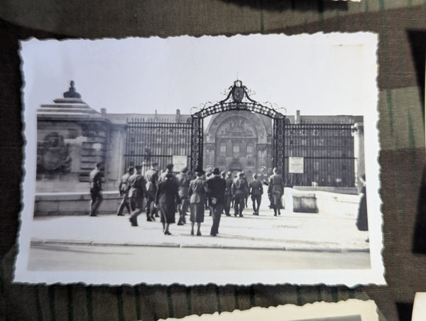 Lot of 40 German Soldiers in Paris Photos (Luftwaffe & Helferin)