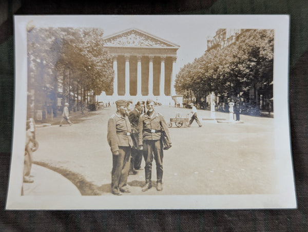 Lot of 40 German Soldiers in Paris Photos (Luftwaffe & Helferin)