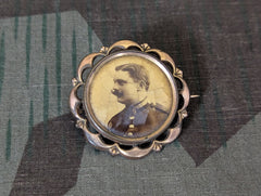 WWI Imperial German Soldier Photo Pin