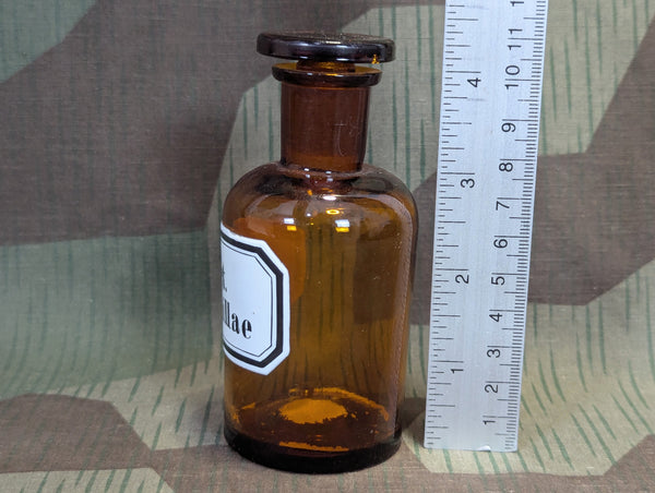 Tinct. Chamomillae German Glass & Enamel Apothecary Bottle