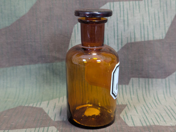 Tinct. Chamomillae German Glass & Enamel Apothecary Bottle