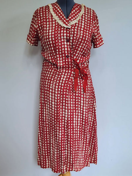 Vintage 1940s Red Fruits and Flowers Novelty Print Dress Cold Rayon