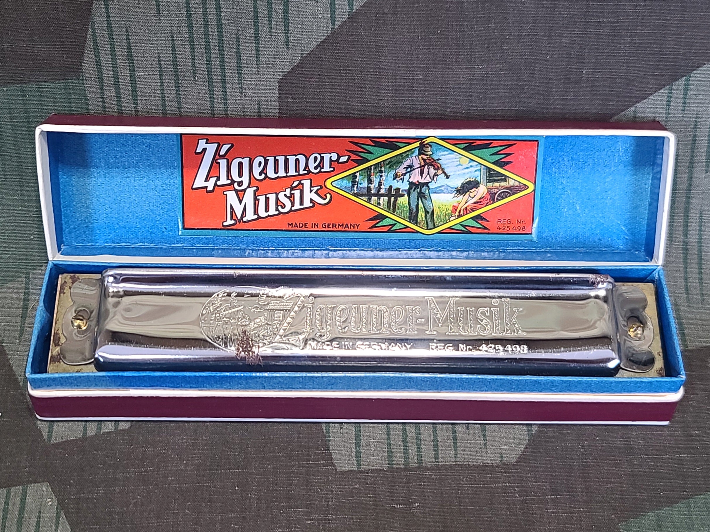 Vintage_1930s_1940s_German_Zig