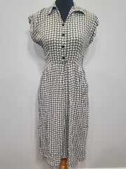 Green Print Dress (as-is) <br> (B-33" W-27" H-37")