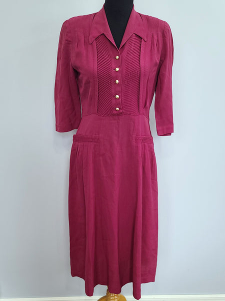 Fuchsia Rayon Dress <br> (B-37" W-30" H-42")