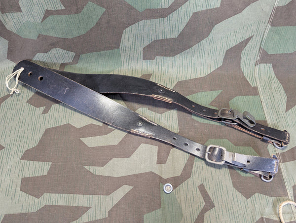 WWII German Unissued Tornister Shoulder Straps
