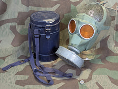 VM40 Volksgasmaske in Canister