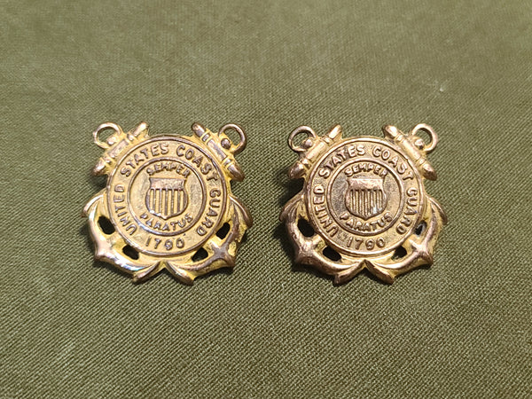 WWII US Coast Guard SPARS Collar Insignia Set Screwback