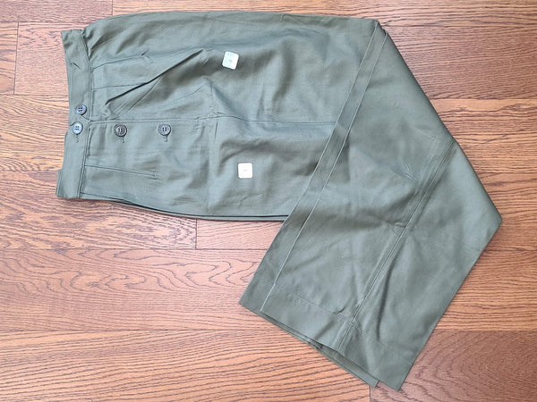 Women's M43 Outer Trousers Size 10R with Cutter Tags <br> (W-26" H-38")