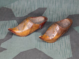 Andenken Belgien Krieg 1914-16 Tiny Wood Shoes Trench Art