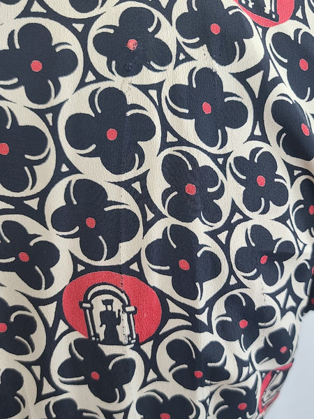 Flower and Person in Archway Novelty Print Dress <br> (B-41" W-28" H-41")