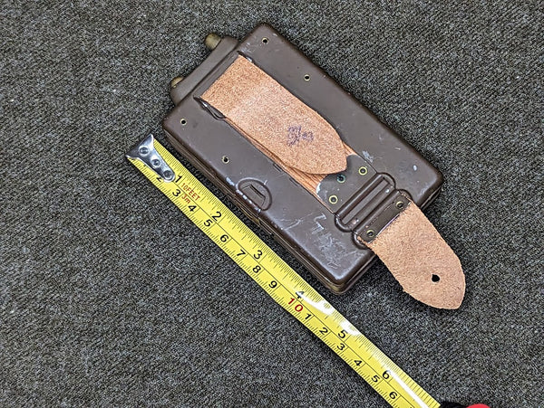 British WWII L.E.No.4 Flashlight
