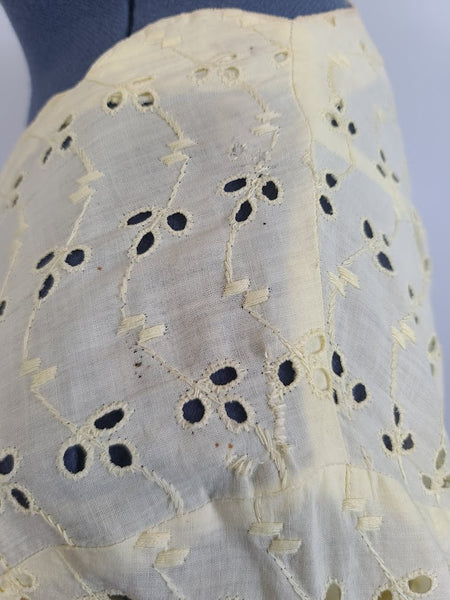 Pale Yellow Eyelet Dress <br> (B-47" W-42" H-49")