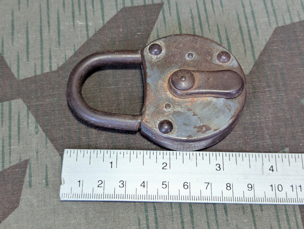 Medium Sized German Lock w/ 1 Key