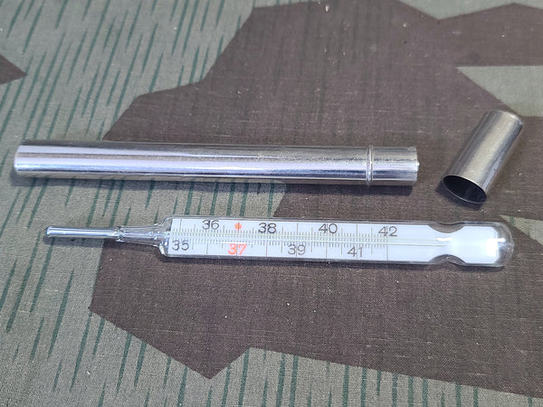 Verbandkasten with Contents