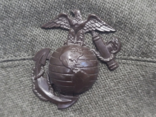 USMC Women's Service Hat with Bakelite Insignia