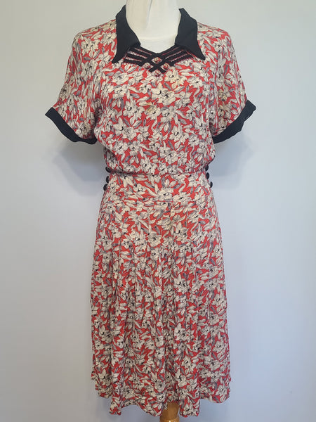 German Red White Black Flower Print Rayon Dress <br> (B-38" W-28" H-35")