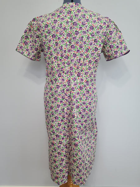 Purple Flower Print Zipper Front House Dress <br> (B-50" W-44" H-52")