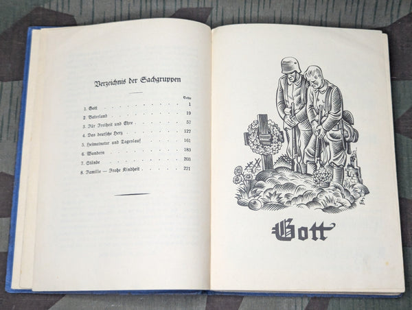Singkamerad School Song Book of the German Youth