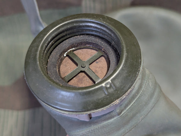 VM37 Volksgasmaske Male Gas Mask